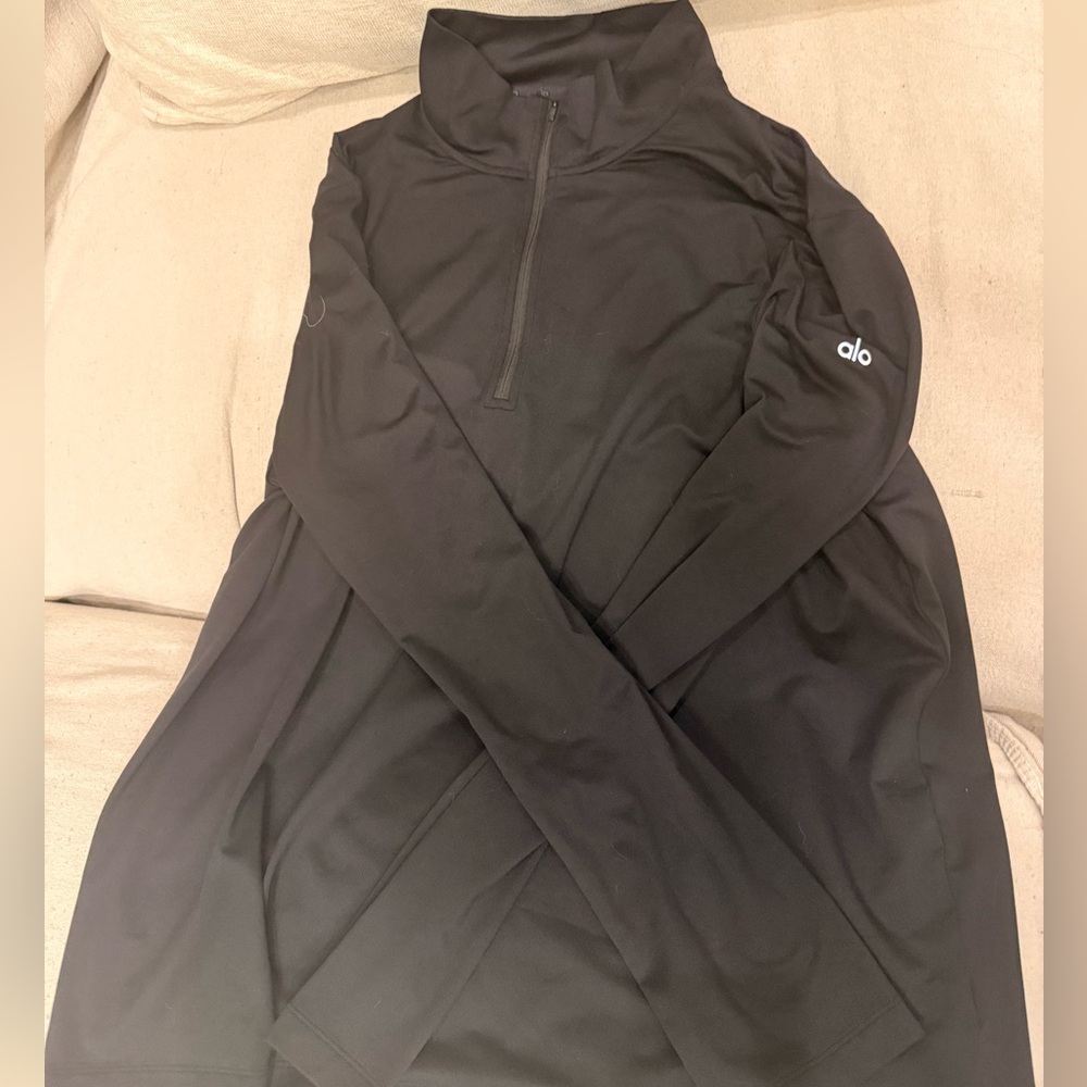ALO Yoga Charcoal Pullover and Joggers SET